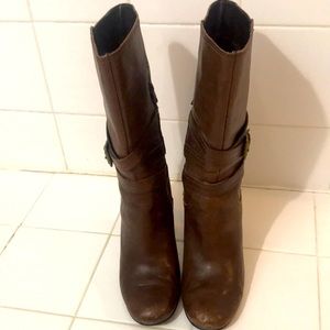Style&Co brown heel boots size 7.5